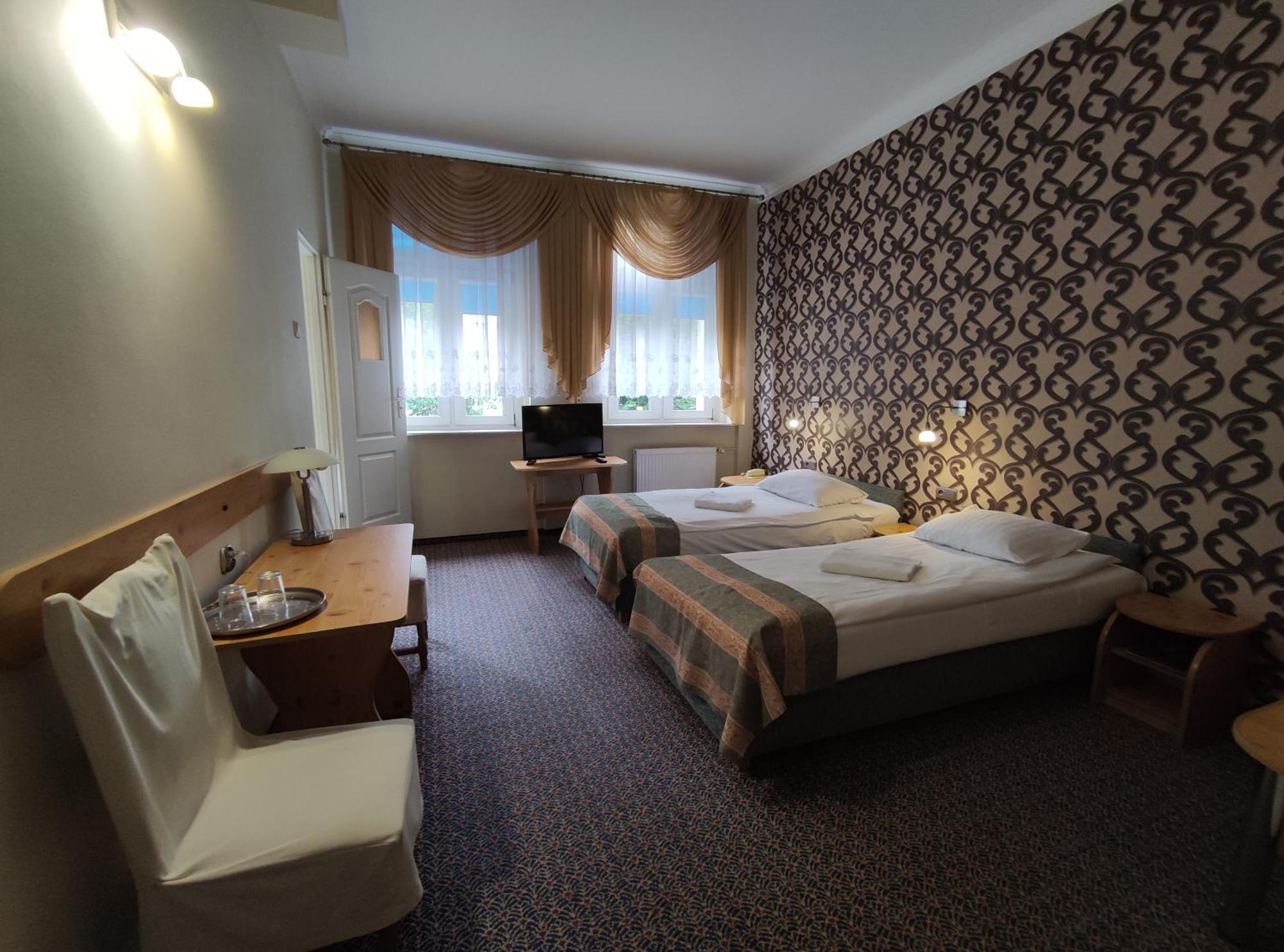 Hotel Atena Slupsk Exterior photo