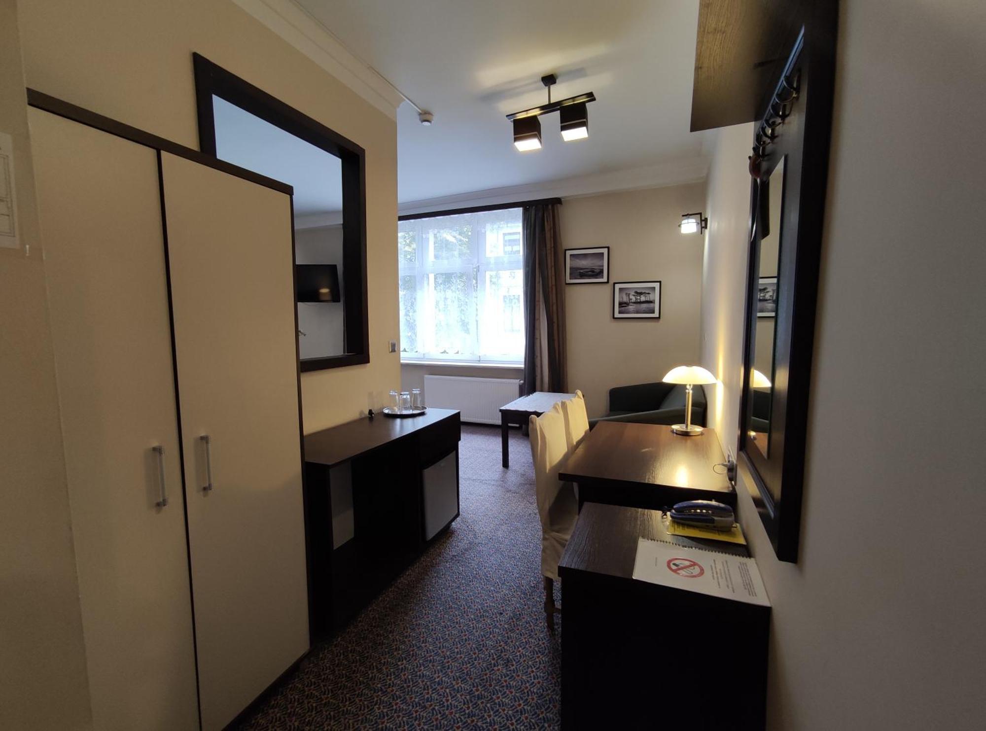 Hotel Atena Slupsk Exterior photo