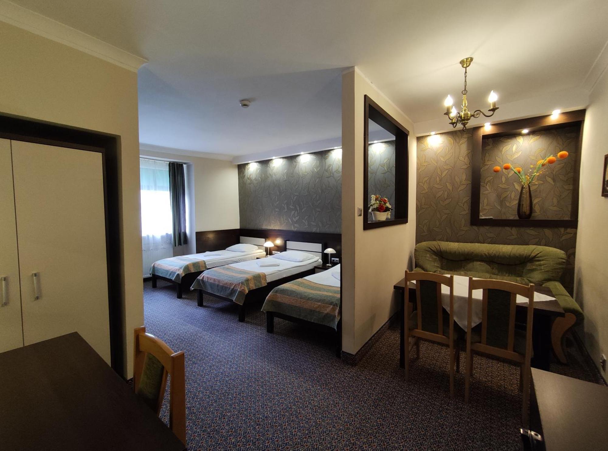 Hotel Atena Slupsk Exterior photo